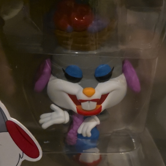 Funko Pop! Looney Tunes Elmer Fudd and Bugs Bunny Figures - Picture 8 of 9